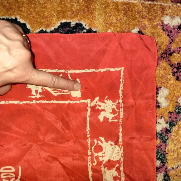 Vintage silk scarf - Picture 6 of 6